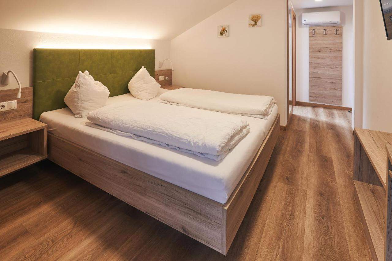 Pension Sunnhofer Vilpiano ภายนอก รูปภาพ