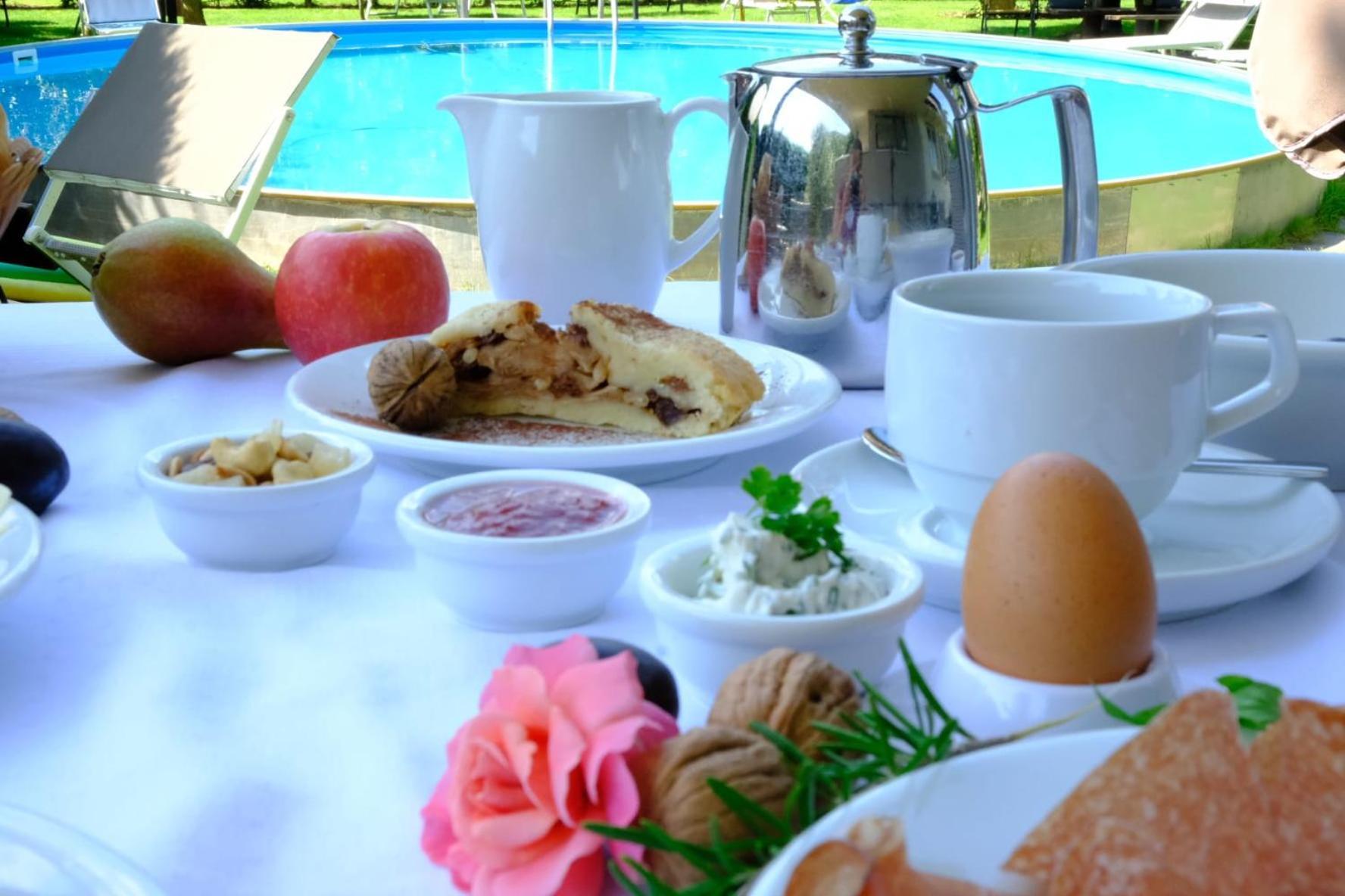 Pension Sunnhofer Vilpiano ภายนอก รูปภาพ